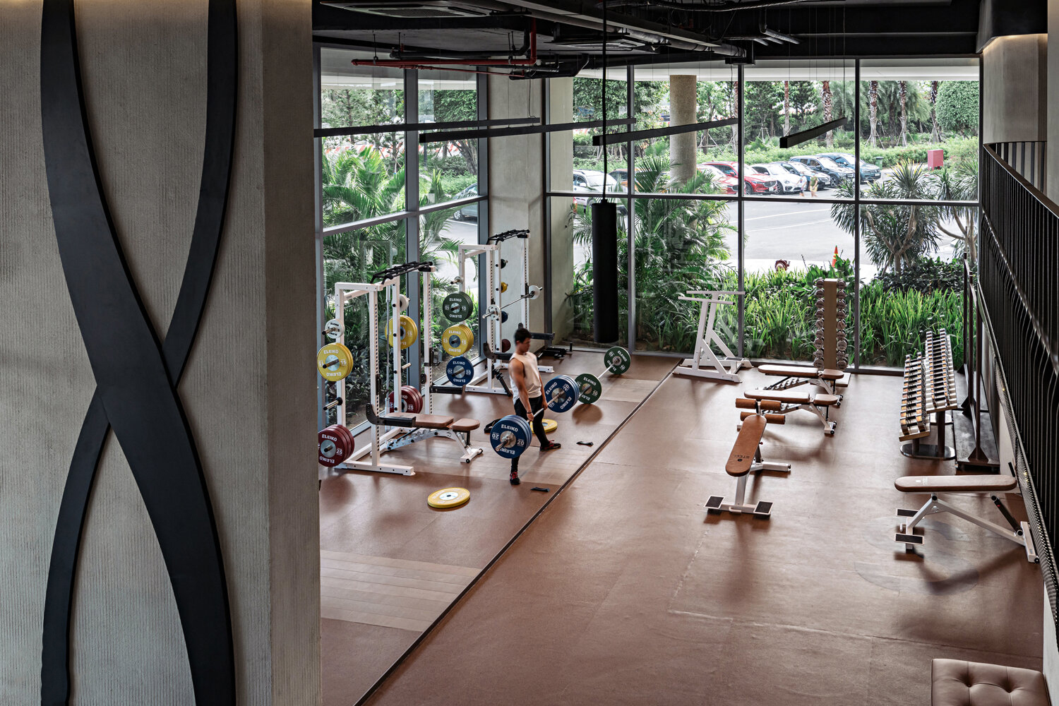 STEEL GYM - ĐẢO KIM CƯƠNG